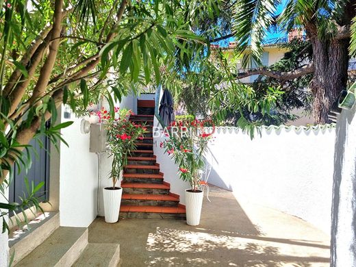 Πολυτελή κατοικία σε Collioure, Pyrénées-Orientales