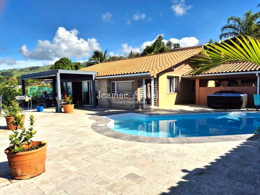 Maison de luxe à Mahina, Îles du Vent