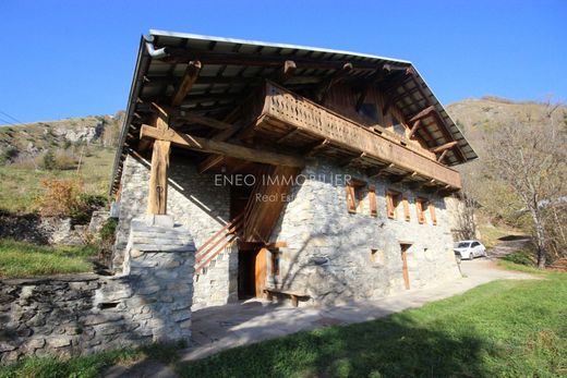 Casa di lusso a Bourg-Saint-Maurice, Savoia