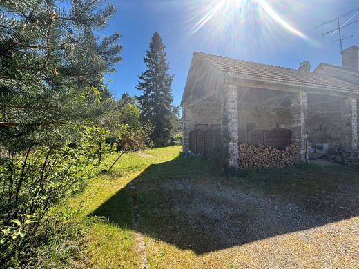 Luxury home in Le Vaudoué, Seine-et-Marne