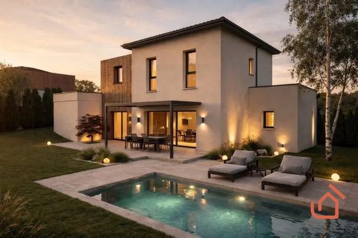 Luxury home in Saint-Étienne, Loire