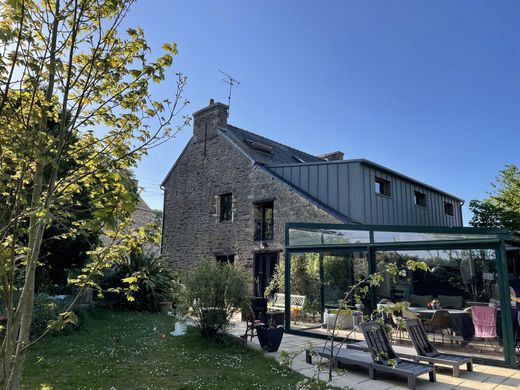 Πολυτελή κατοικία σε Pleslin-Trigavou, Côtes-d'Armor