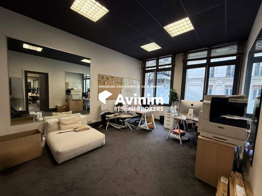 Office in Monceau, Courcelles, Ternes, Paris