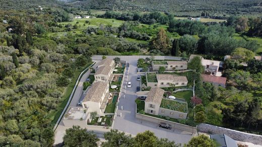Saint-Florent, Upper Corsicaの高級住宅