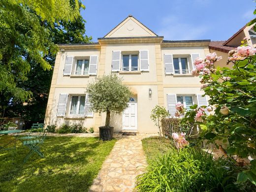 Casa de lujo en Houilles, Yvelines