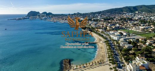 Apartment / Etagenwohnung in La Ciotat, Bouches-du-Rhône