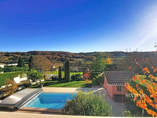 Luxury home in Vernioz, Isère