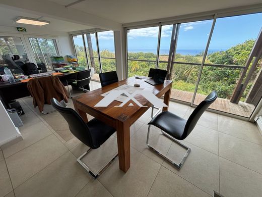 Sainte-Marie, Réunionのアパートメント・コンプレックス