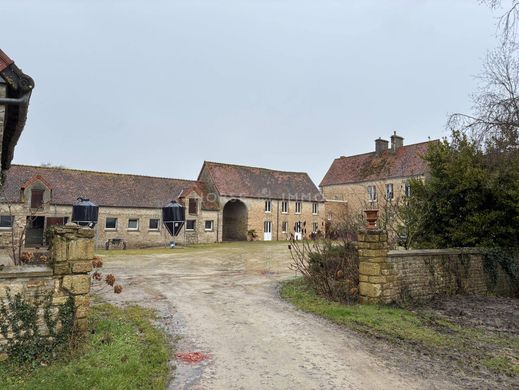 Maison de luxe à Sainte-Mère-Église, Manche