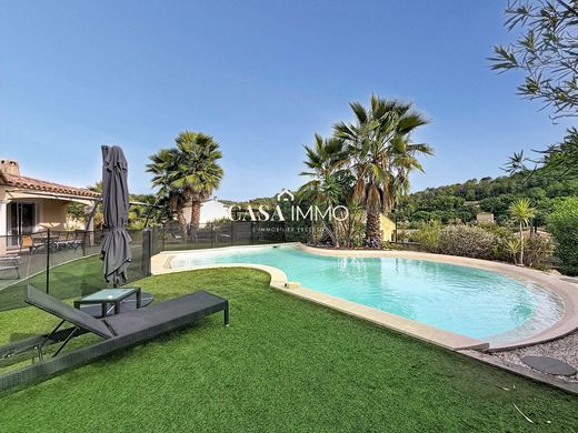 Casa di lusso a Pierrefeu-du-Var, Var