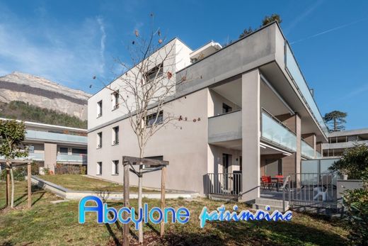 Apartment in Corenc, Isère