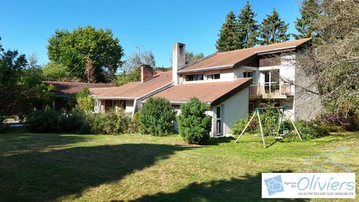 Maison de luxe à Senlisse, Yvelines