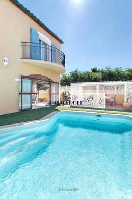 Luxury home in Villeneuve-de-la-Raho, Pyrénées-Orientales