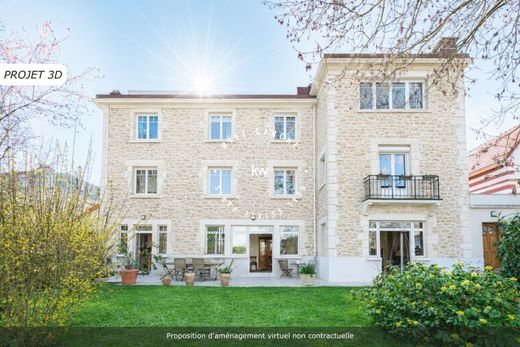 Luxury home in Meudon, Hauts-de-Seine