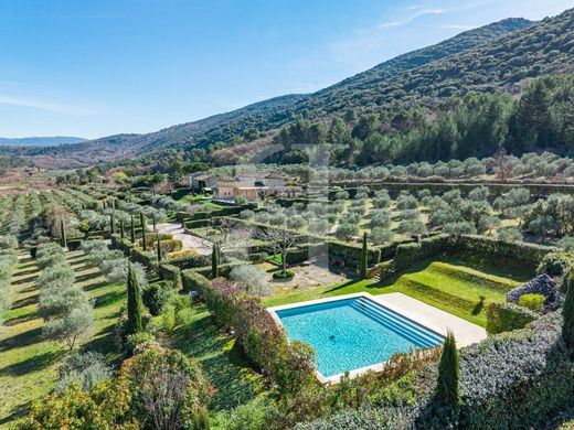 Luxury home in Ménerbes, Vaucluse