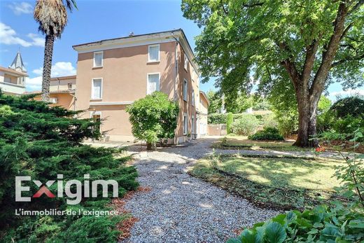 Luxury home in Chanos-Curson, Drôme