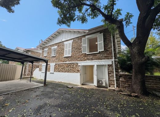 Luxury home in Noumea, Nouméa