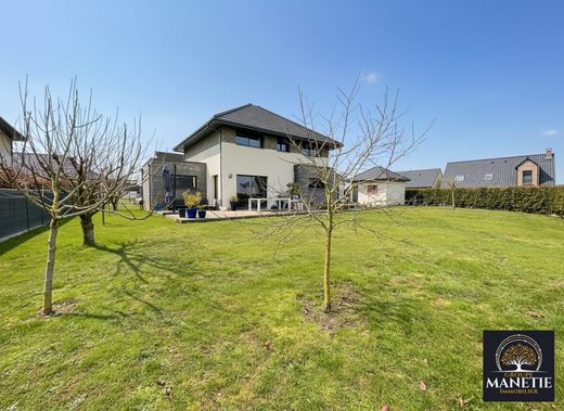 Luxury home in Gavrelle, Pas-de-Calais