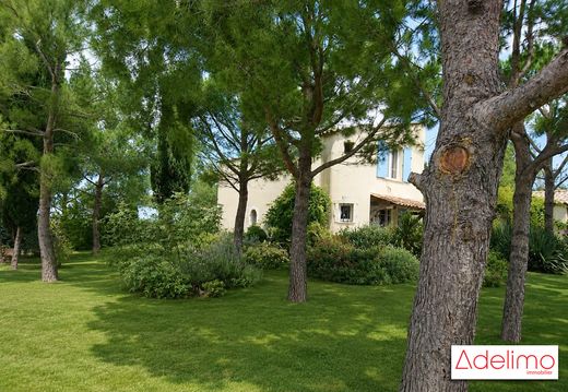Luxury home in Fontvieille, Bouches-du-Rhône