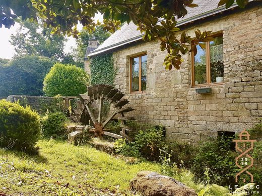 Luxury home in Locoal-Mendon, Morbihan