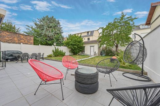 Luxe woning in Bonneuil-sur-Marne, Val-de-Marne