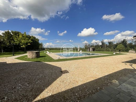 ‏בתי יוקרה ב  Reiningue, Haut-Rhin