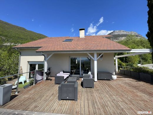 Maison de luxe à Corenc, Isère