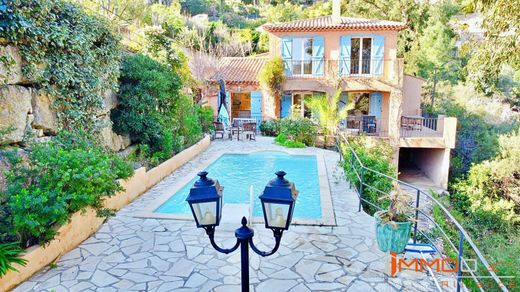 Luxury home in Théoule-sur-Mer, Alpes-Maritimes