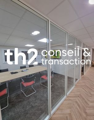 Büro in Caen, Calvados