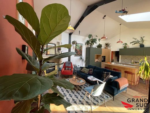 Luxury home in Bègles, Gironde