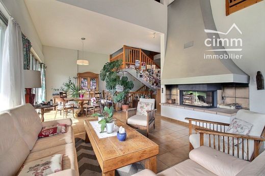 Luxury home in Sallanches, Haute-Savoie