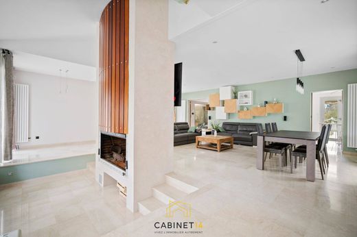 豪宅  Varennes-Jarcy, Essonne