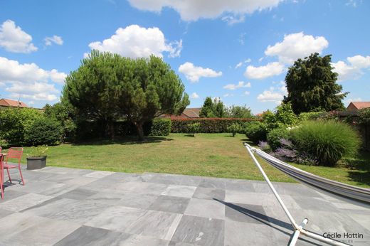 Casa di lusso a Phalempin, North