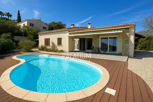 Roquebrune-sur-Argens, Varの高級住宅