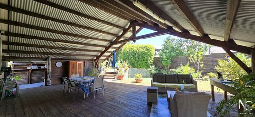 Элитный дом, Païta, Province Sud