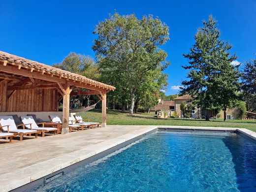 Luxury home in Condom, Gers