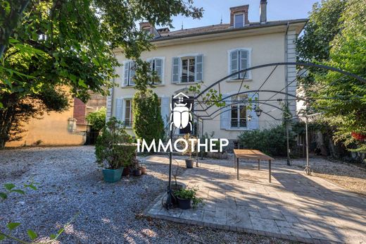 Saint-Pierre d'Allevard, Isèreの高級住宅