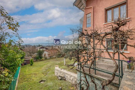 Casa de lujo en Coublevie, Isere