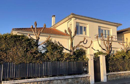 Casa de lujo en La Frette-sur-Seine, Valle de Oise