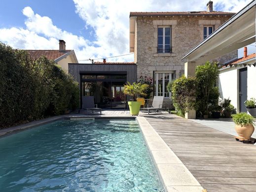 Luxury home in La Rochelle, Charente-Maritime