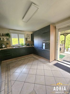 Casa di lusso a Villerupt, Meurthe et Moselle