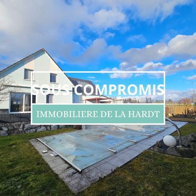 Luxury home in Kœtzingue, Haut-Rhin