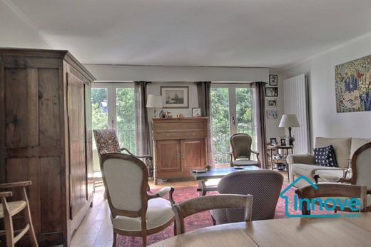 Apartment in Versailles, Yvelines