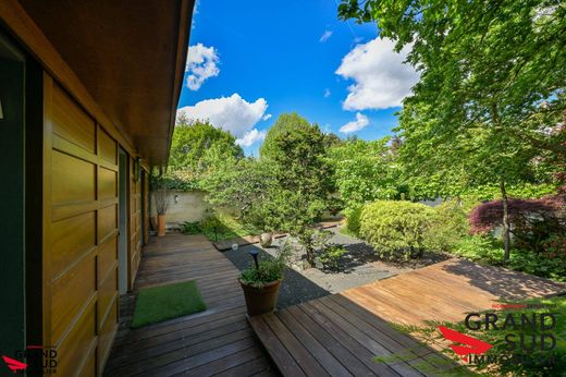 Luxury home in Talence, Gironde