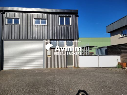 Office in Les Marches, Savoy