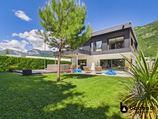 Luxury home in Challes-les-Eaux, Savoy