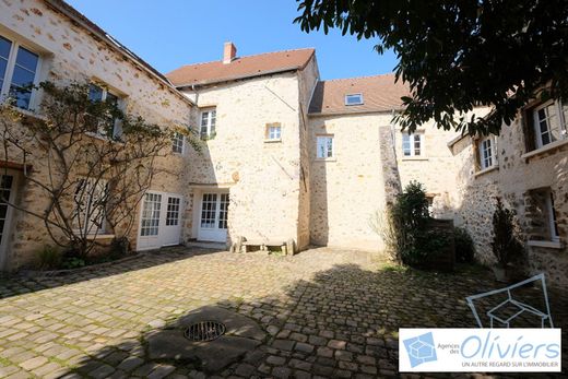 Luxury home in Chevreuse, Yvelines