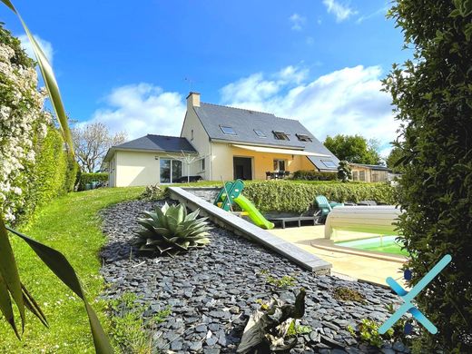 Luxury home in La Forêt-Fouesnant, Finistère