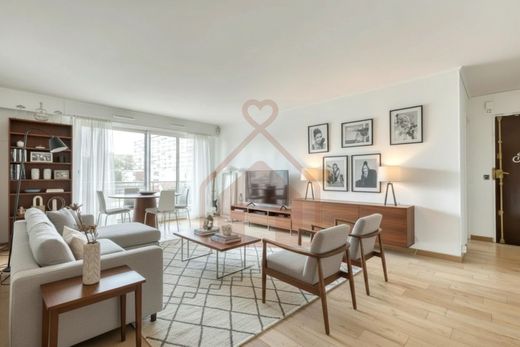 Apartment in Le Kremlin-Bicêtre, Val-de-Marne