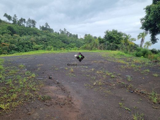 Land in Faa'a, Îles du Vent